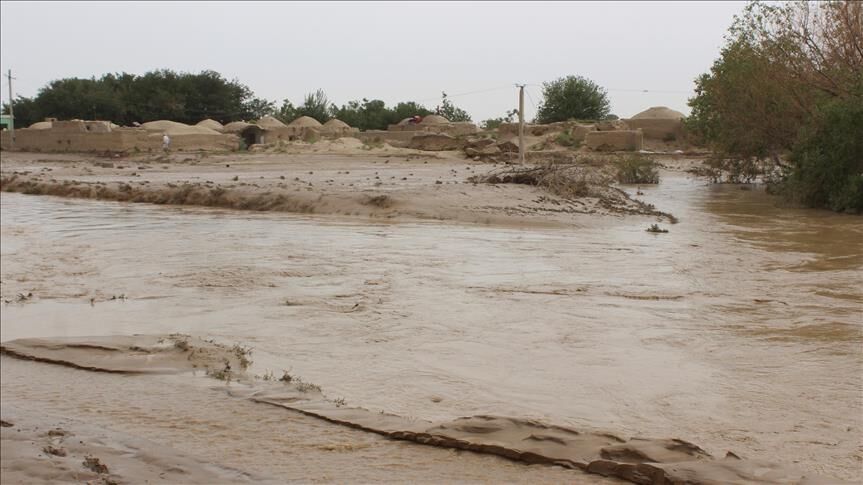 بادغیس : در اثر سیلاب ها به مردم زیان سنگین وارد گردیده است
